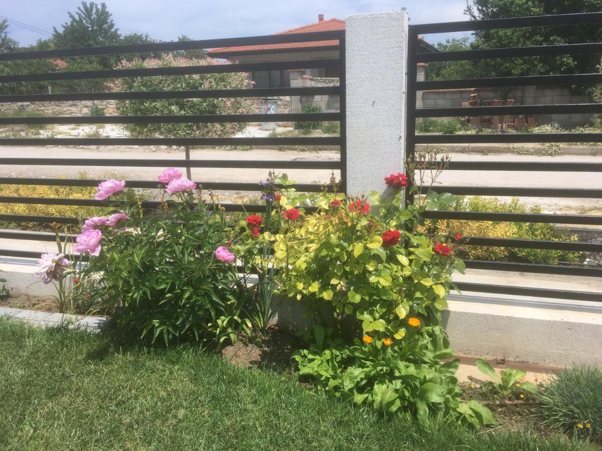 Karia Apartments Shabla Bagian luar foto