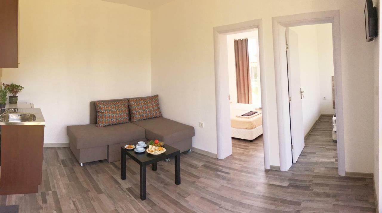Karia Apartments Shabla Bagian luar foto