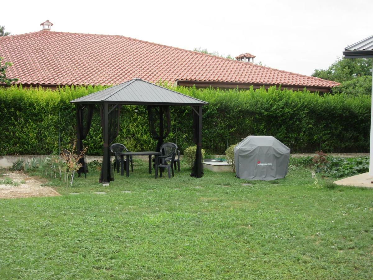 Karia Apartments Shabla Bagian luar foto